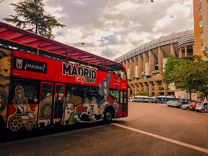 Madrid City tours bus to discover city